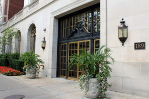 180 190 E Walton Street Pioneer Parking Inc Chicago Parking Garages