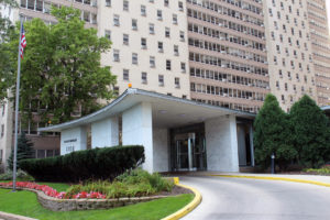 3950 N Lake Shore Drive Pioneer Parking Inc Chicago Parking Garage